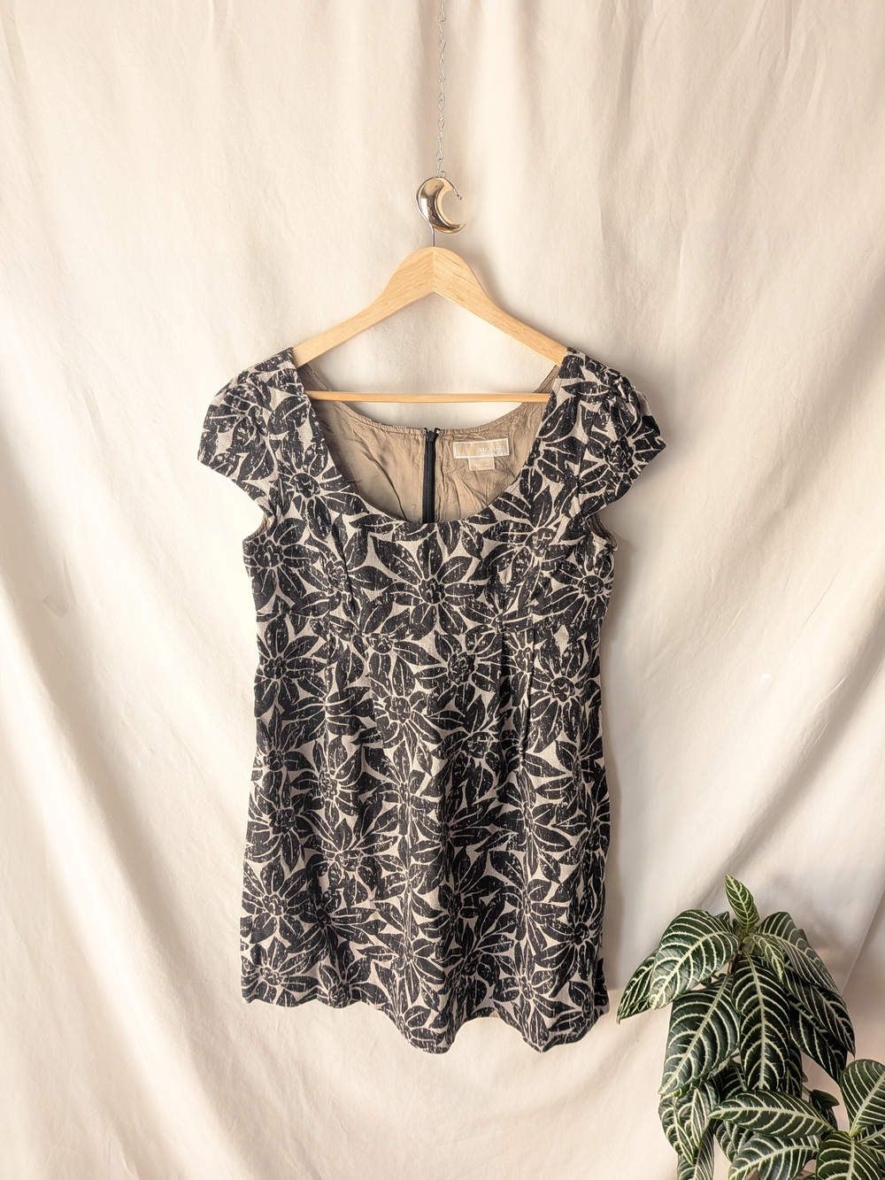 Floral Cap-Sleeve Linen Scoop Neck Dress Top - Black and Cream